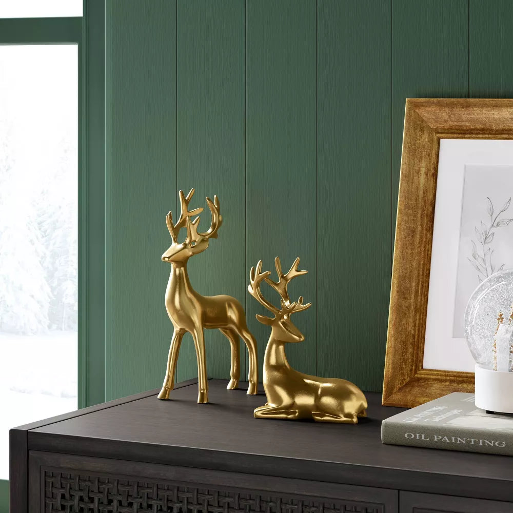 Golden Sitting Christmas Reindeer