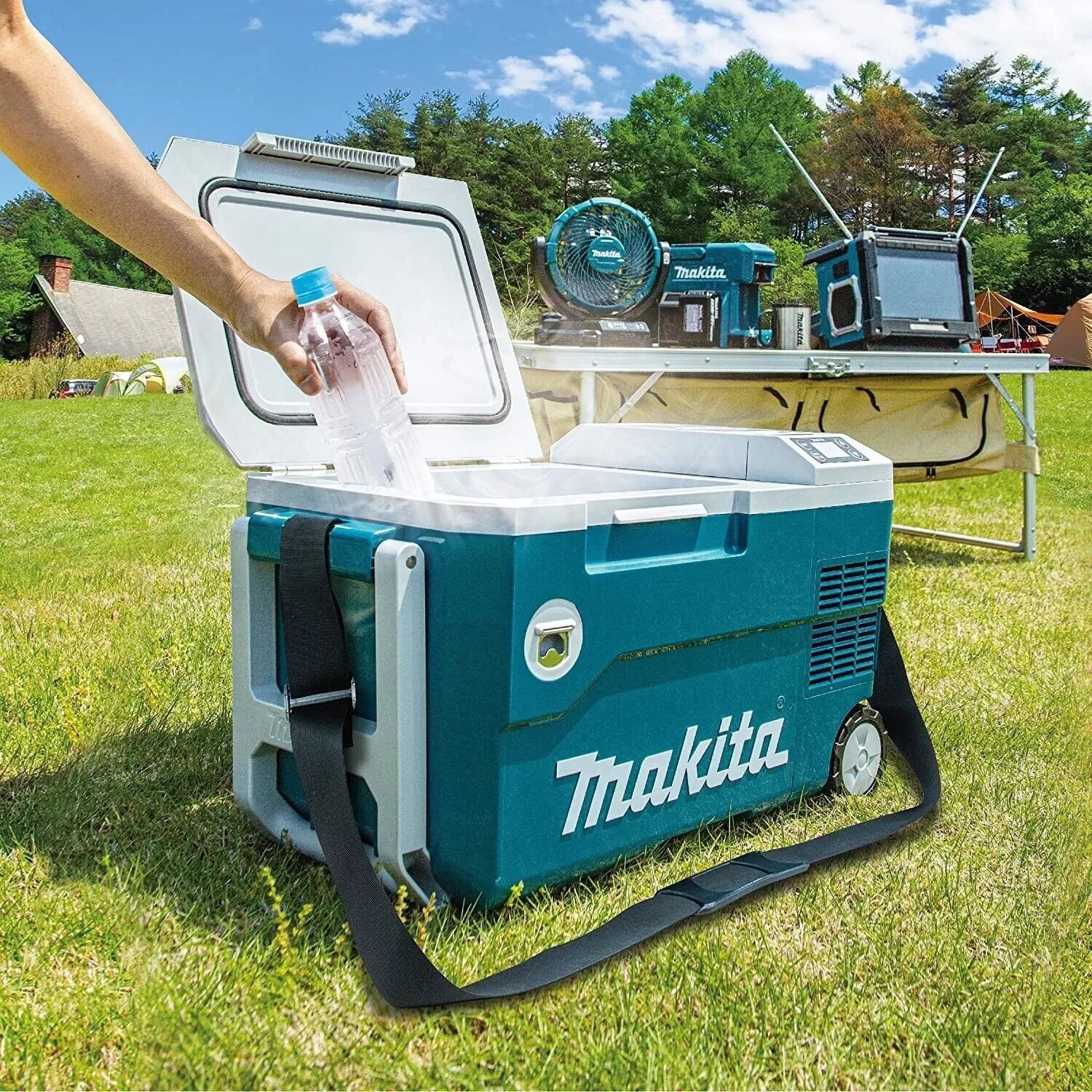 Makita CW180DZ Rechargeable Fridge-Heater | Portable, Powerful, and Versatile